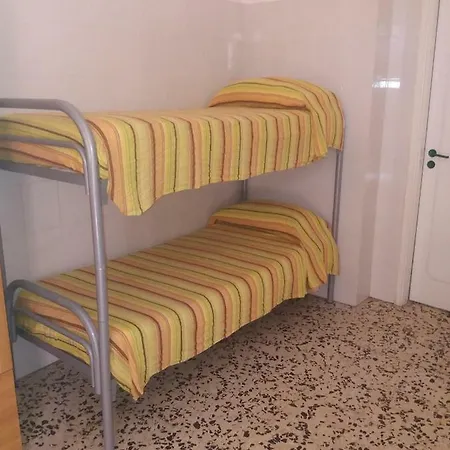 Monolocale In Via San Sebastiano Ficarra Appartement *