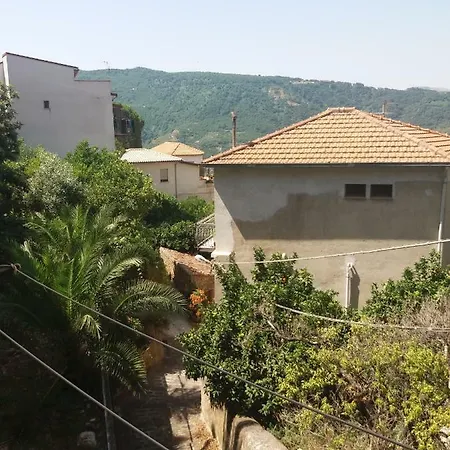 Appartement Monolocale In Via San Sebastiano Ficarra *